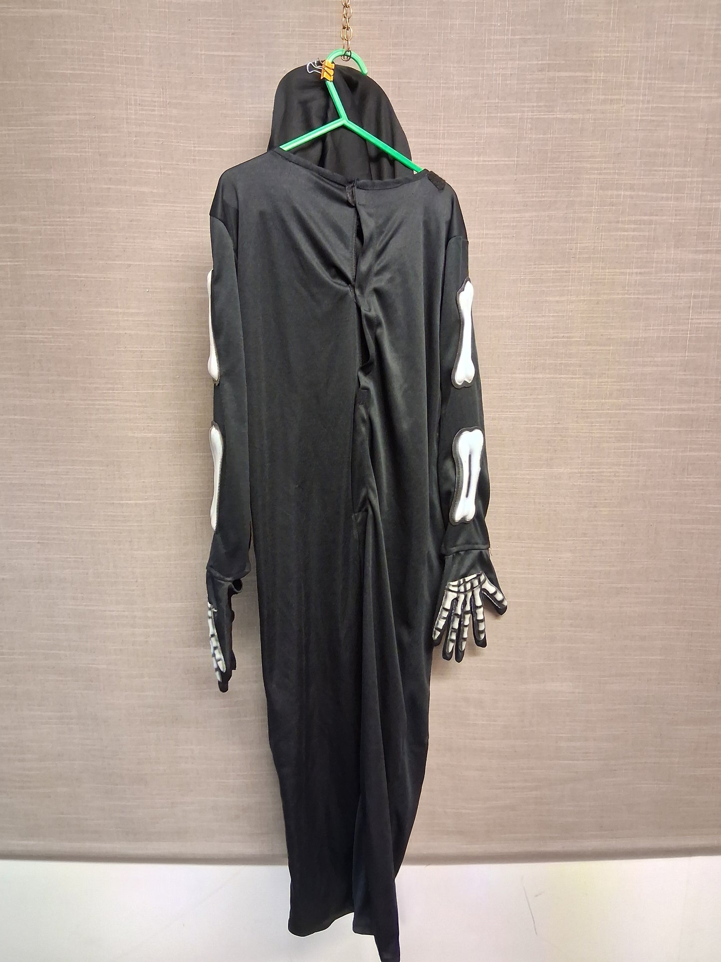 Halloween Skeleton Costume Boys Age  6-7 Years with Mask