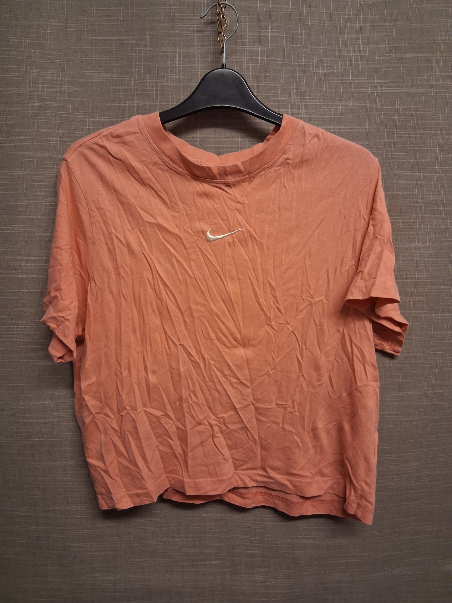 Nike Girls Peachy Pink Loose Fit Short Sleeve Cropped T-Shirt Age 15-16 Years See Description