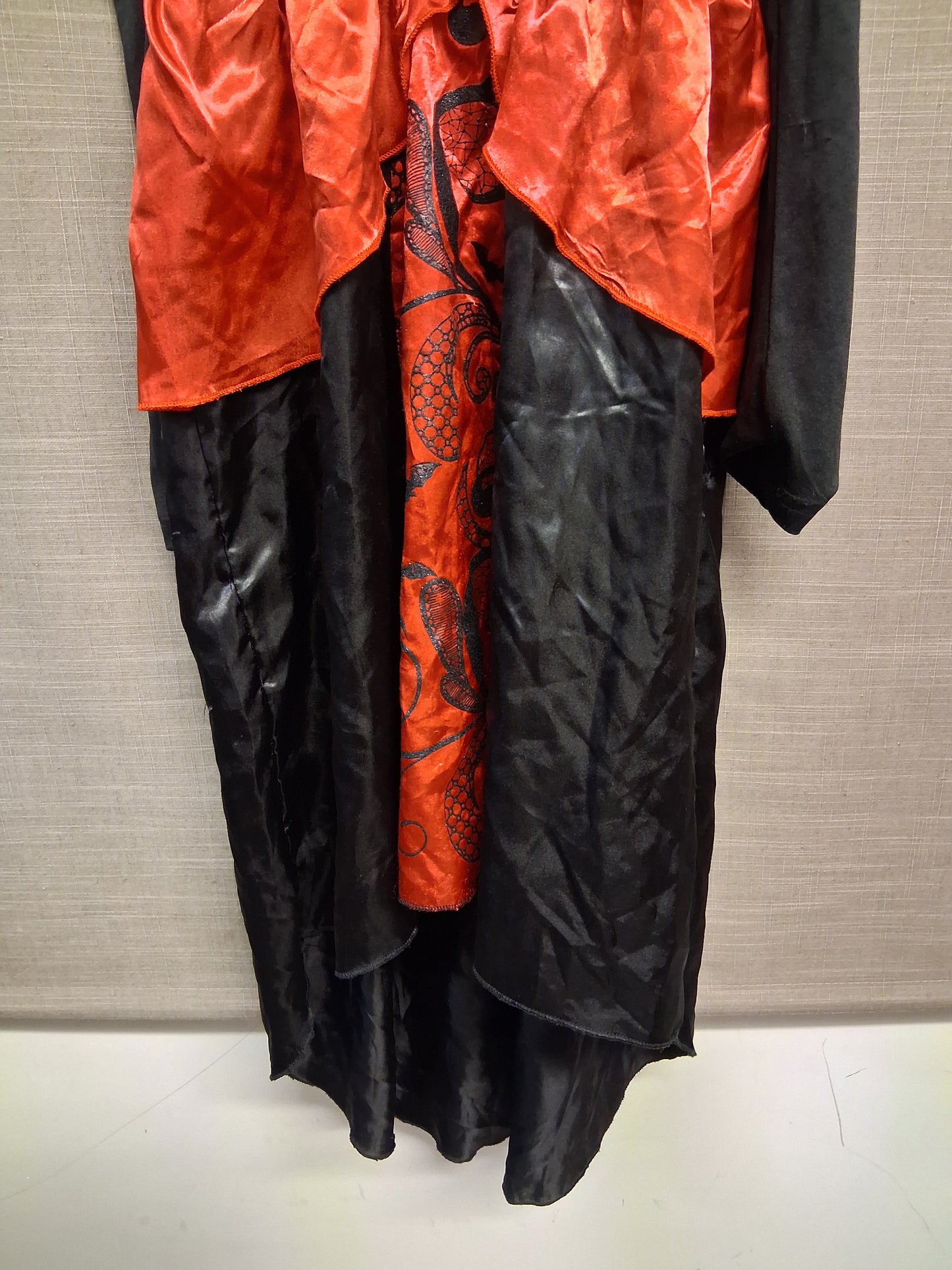 Wilko Girls Bride of Dracula Halloween Costume Age 11-12 Years