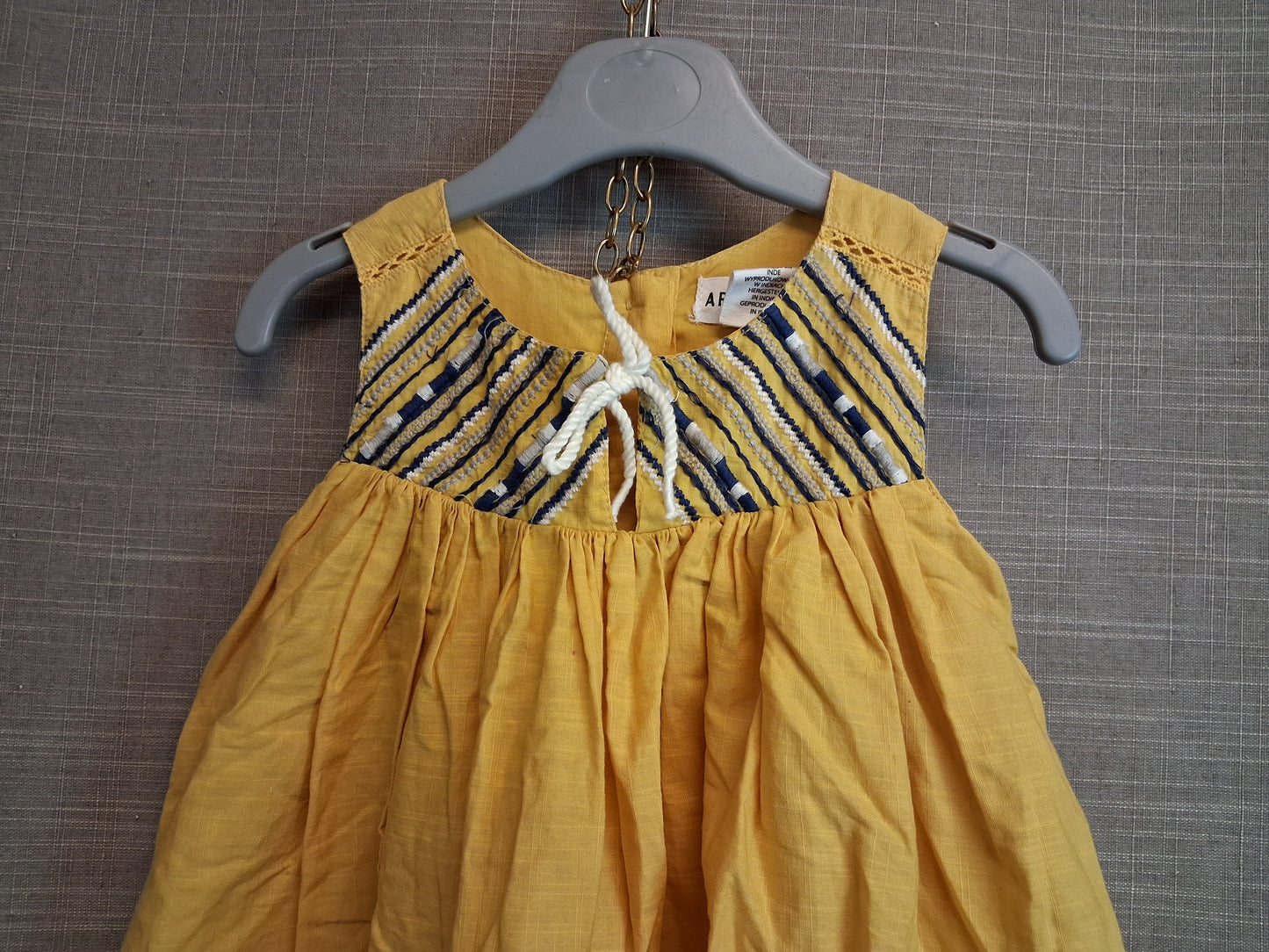 Artisan NY Girls Yellow Embroidered Tunic Dress Lined Sleeveless Age 2-3 Years
