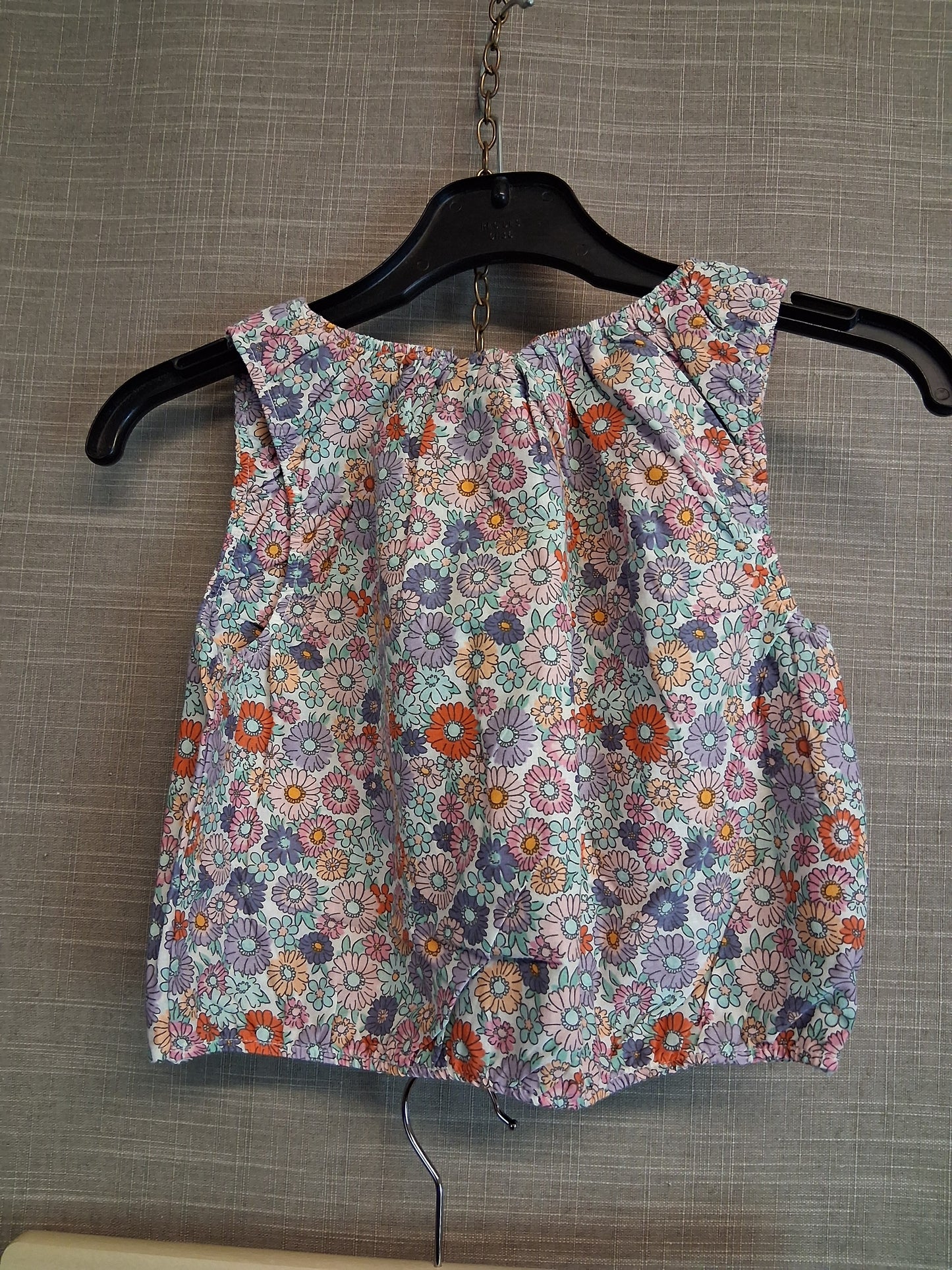 H&M Girls 2 Piece Outfit Shorts And Vest Multicolour Floral Age 6-7 Years
