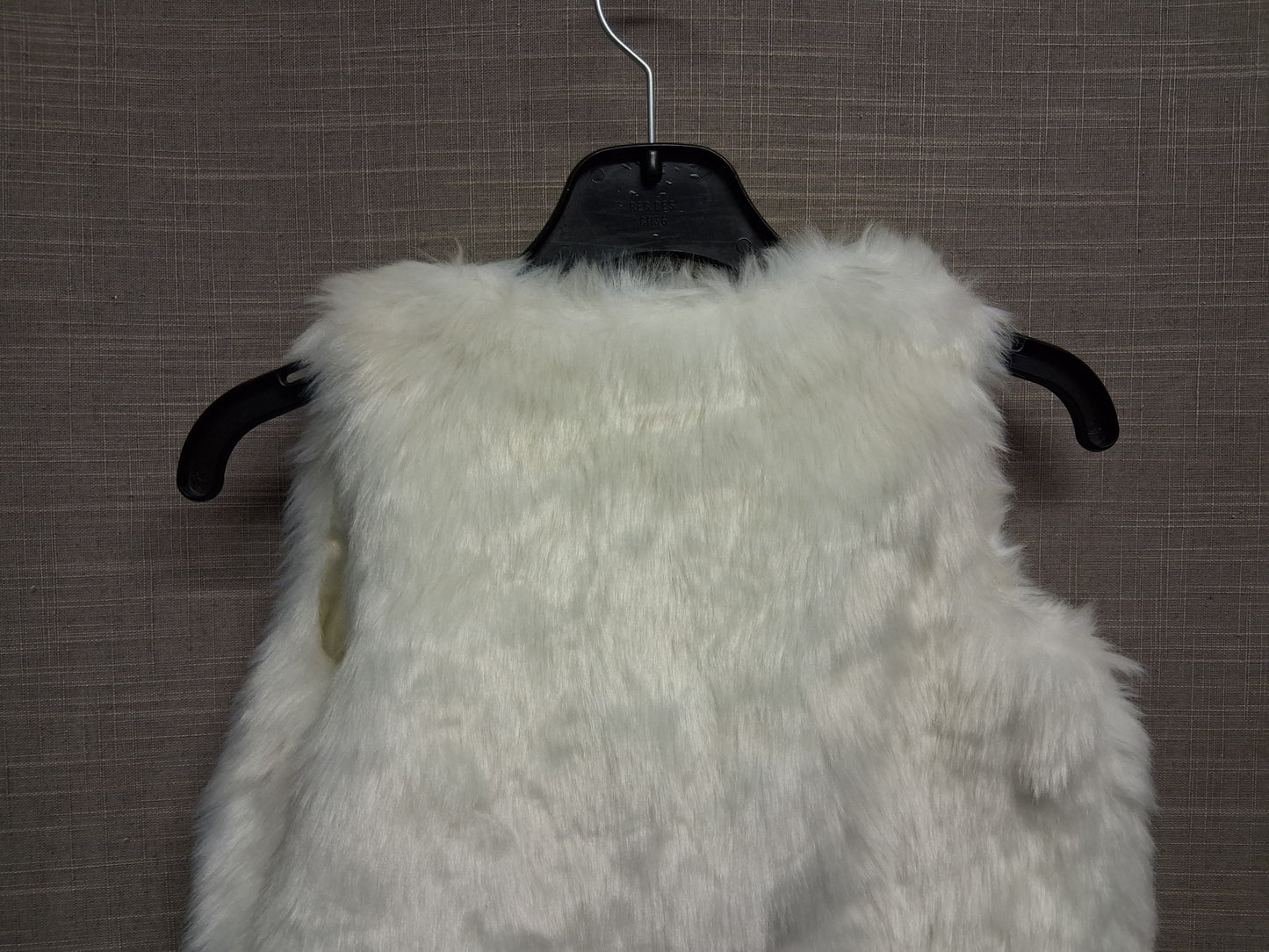 Cynthia Rowley Girls Faux Fur Bodywarmer Gilet Cream Age 3-4 Years
