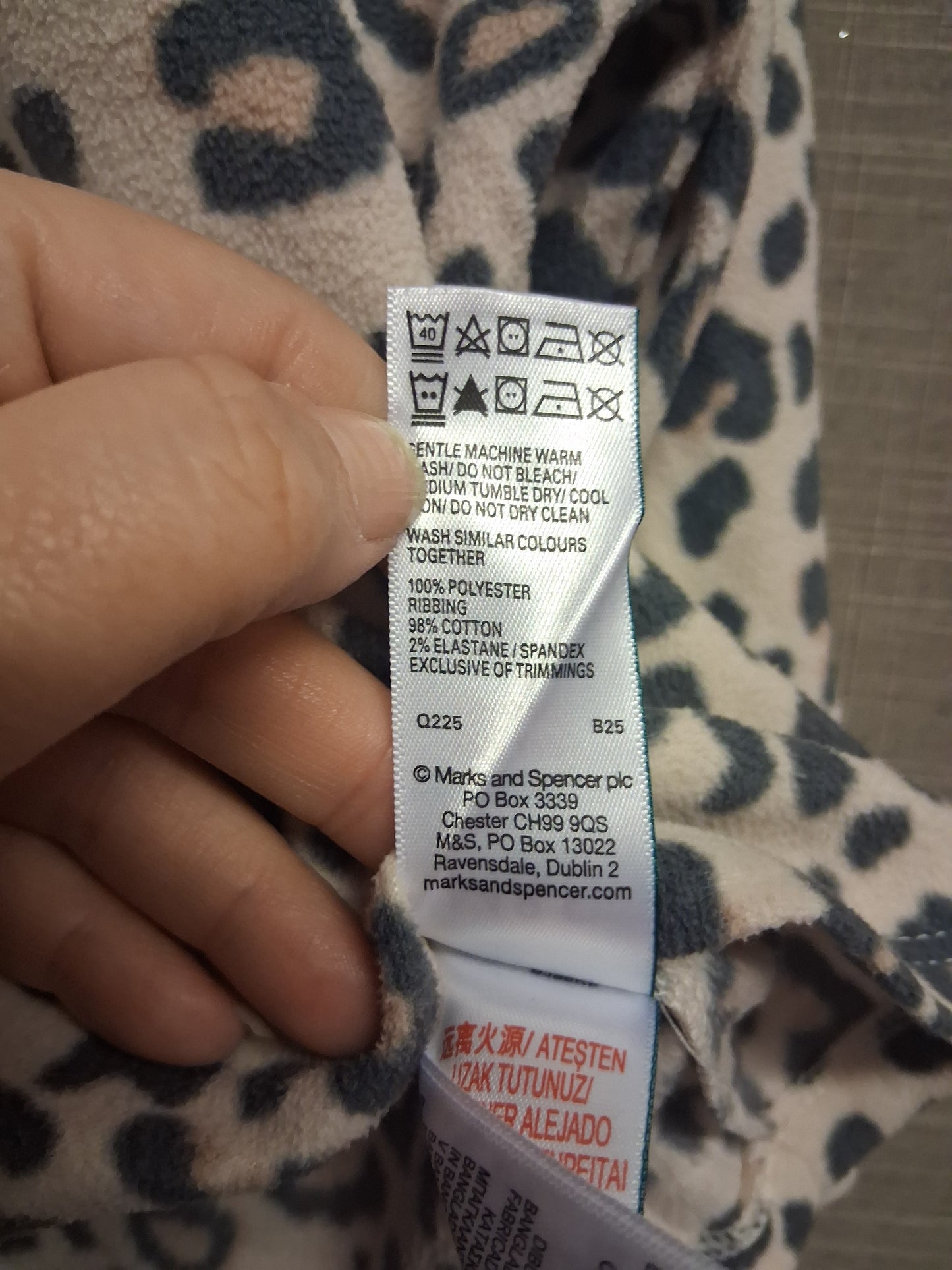 Marks and Spencer Girls Animal Print Fleece 2 Piece PJs Pyjamas Set Age 4-5 Years