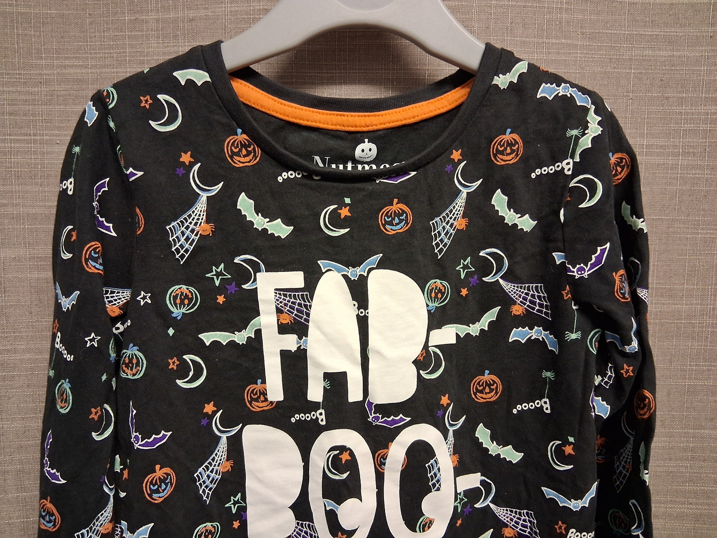 Nutmeg Halloween 'Fab-boo-lous' Boys Long Sleeve T-Shirt Black Age 5-6 Years