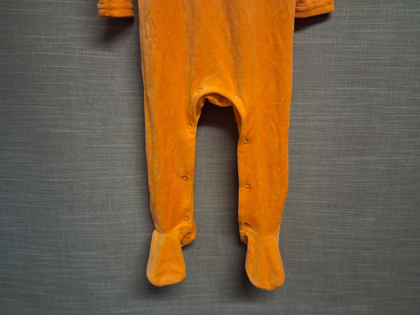 Hallowscream Baby Unisex Pumpkin Sleepsuit Romper Velour Age 12-18 Months