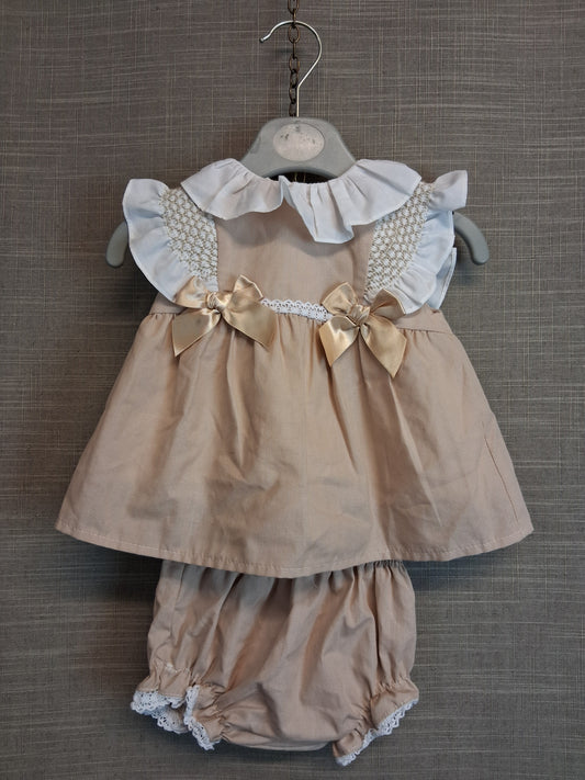 Girls 2 Piece Outfit Dress and matching Pants Age 0-3 Months Beige