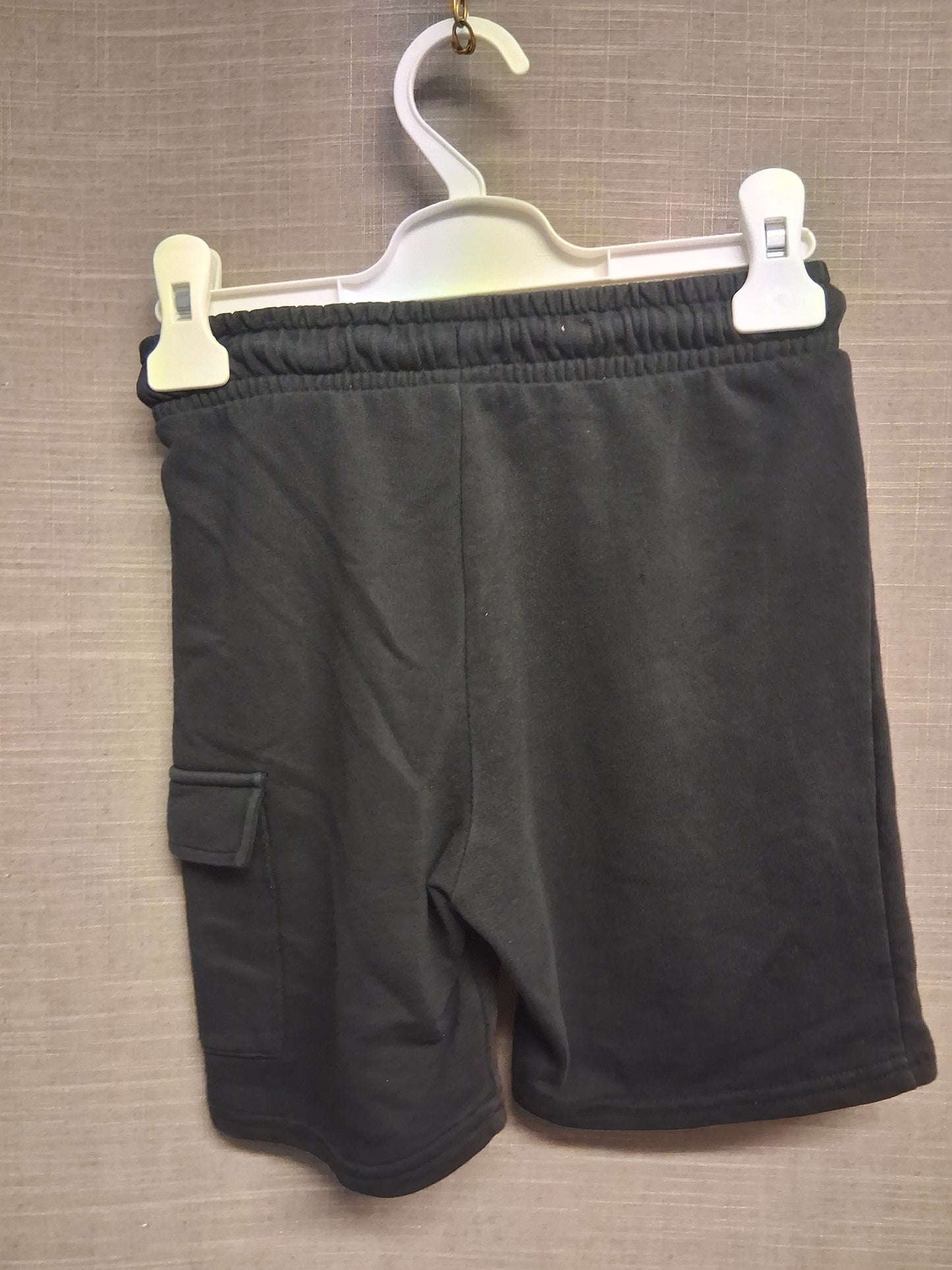 F&F Boys Black Jersey Jogger Shorts Age 6-7 Years