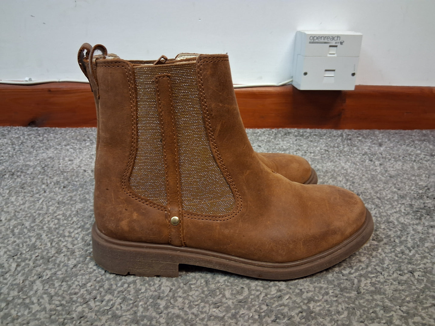 Clarks Girls Tan Brown Leather Ankle Boots Size 12.5F