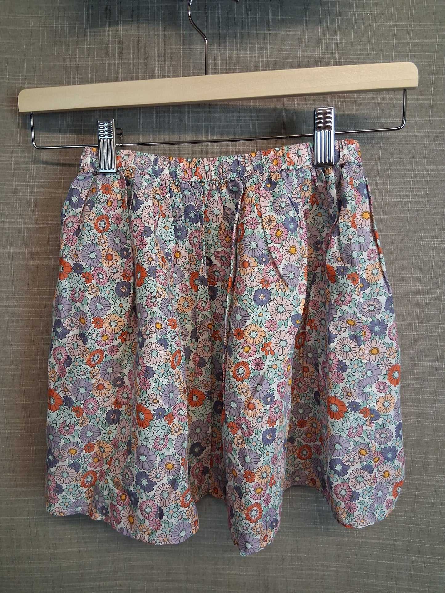 H&M Girls 2 Piece Outfit Shorts And Vest Multicolour Floral Age 6-7 Years
