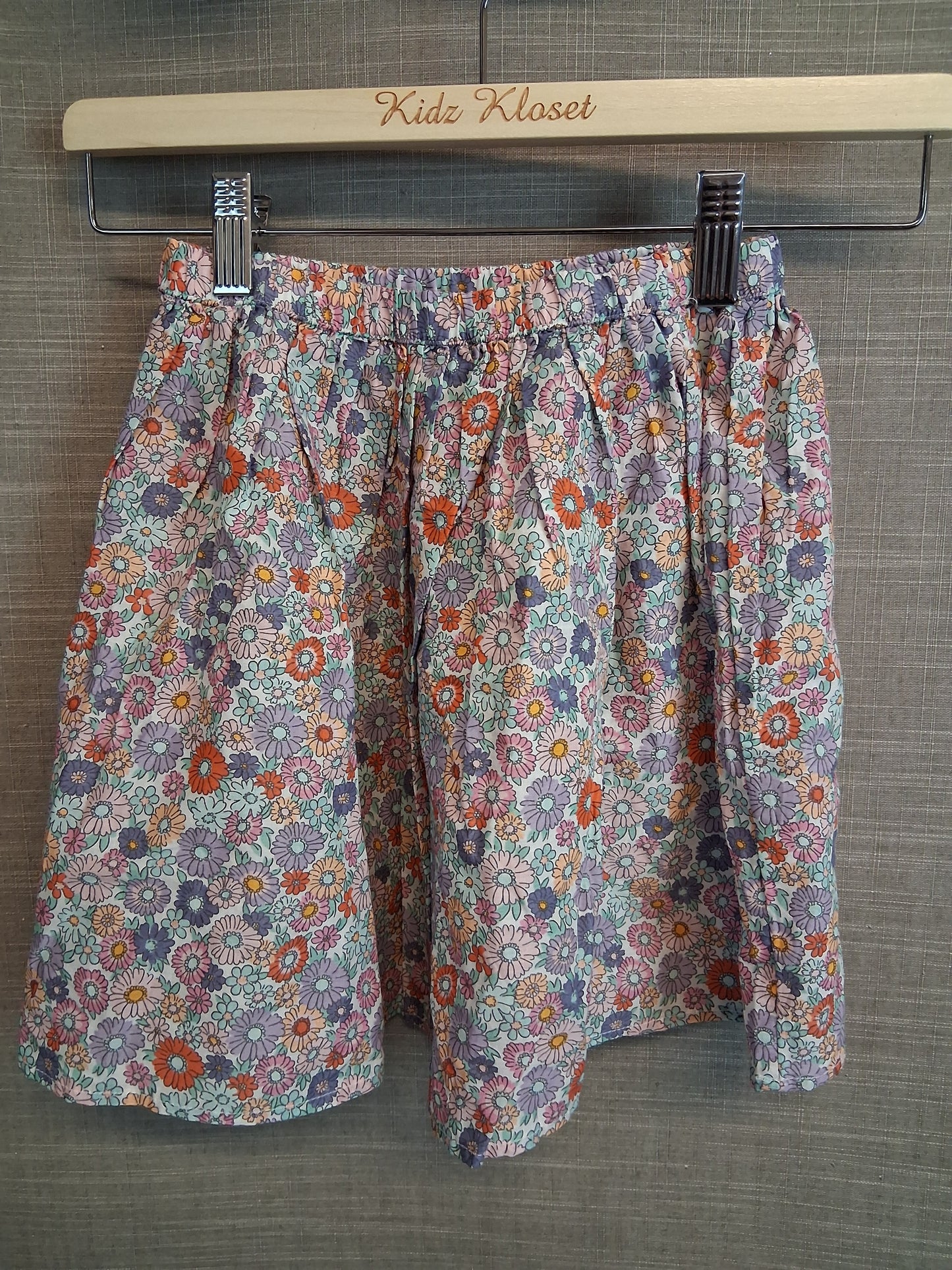 H&M Girls 2 Piece Outfit Shorts And Vest Multicolour Floral Age 6-7 Years