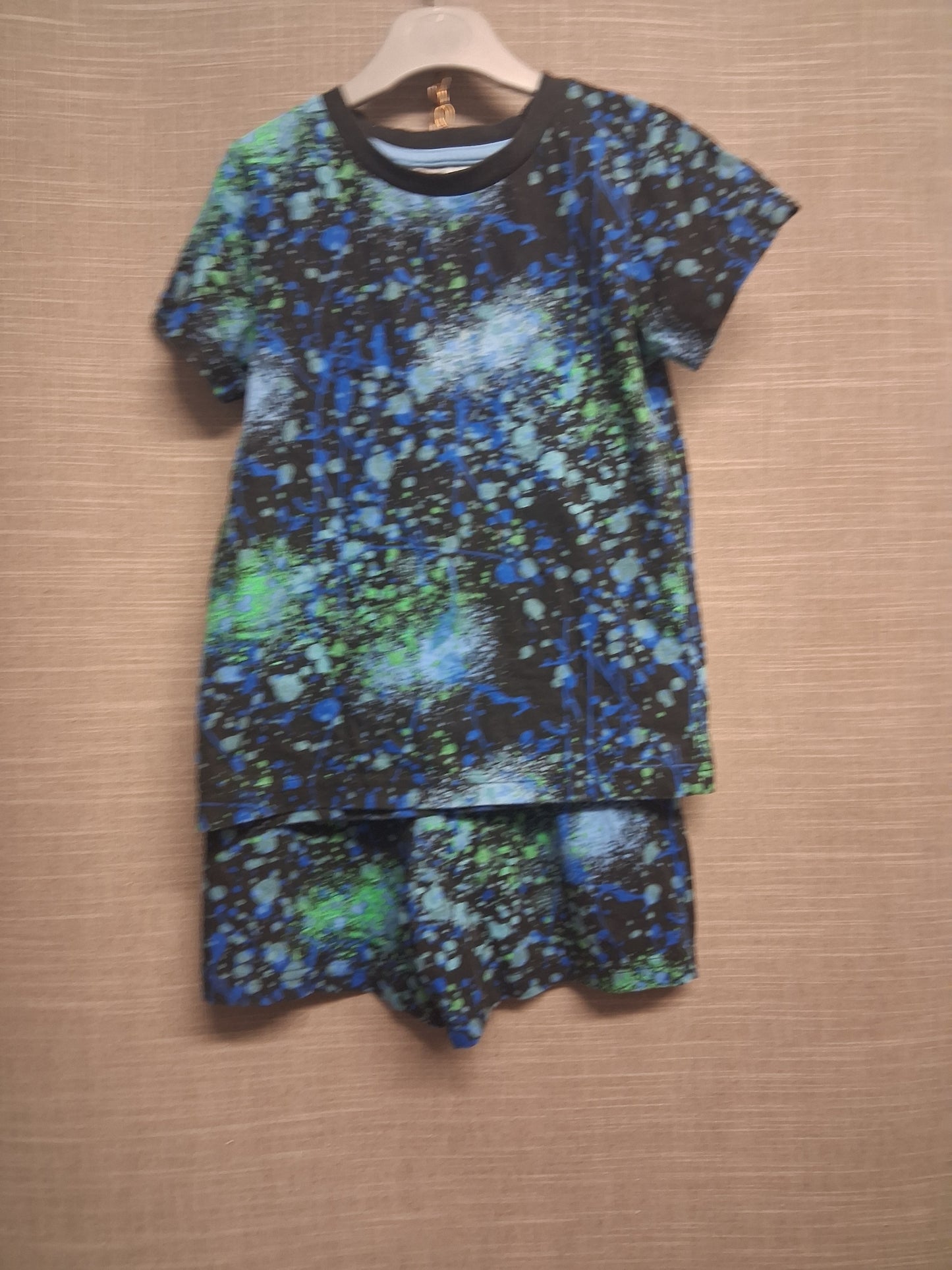 Nutmeg Boys Blue Paint Splatter Pattern 2 Piece PJ Pyjamas Set Age 7-8 Years