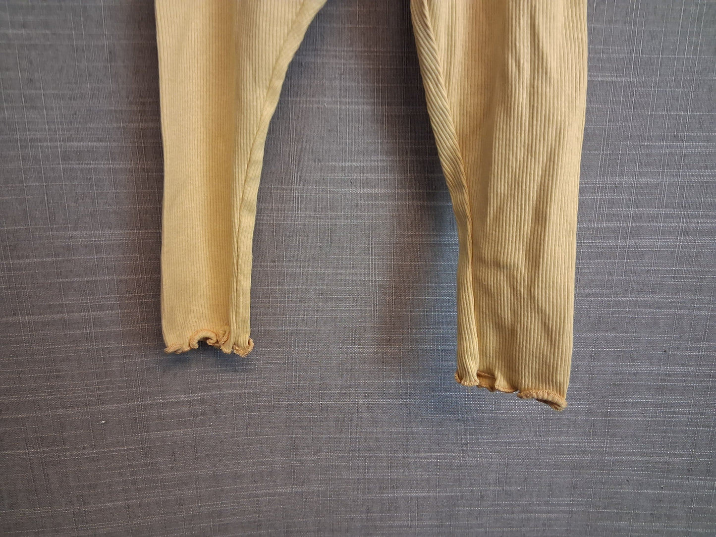 Primark Girls Yellow Ribbed Leggings Age 12-18 Months New
