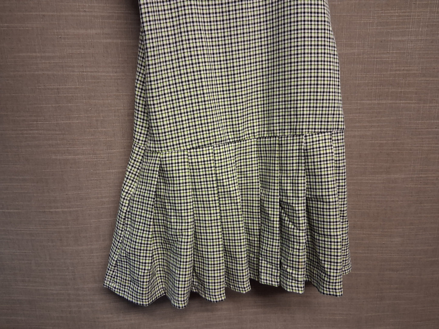 Primark Girls Green Check Pinafore Dress Age 9-10 Years