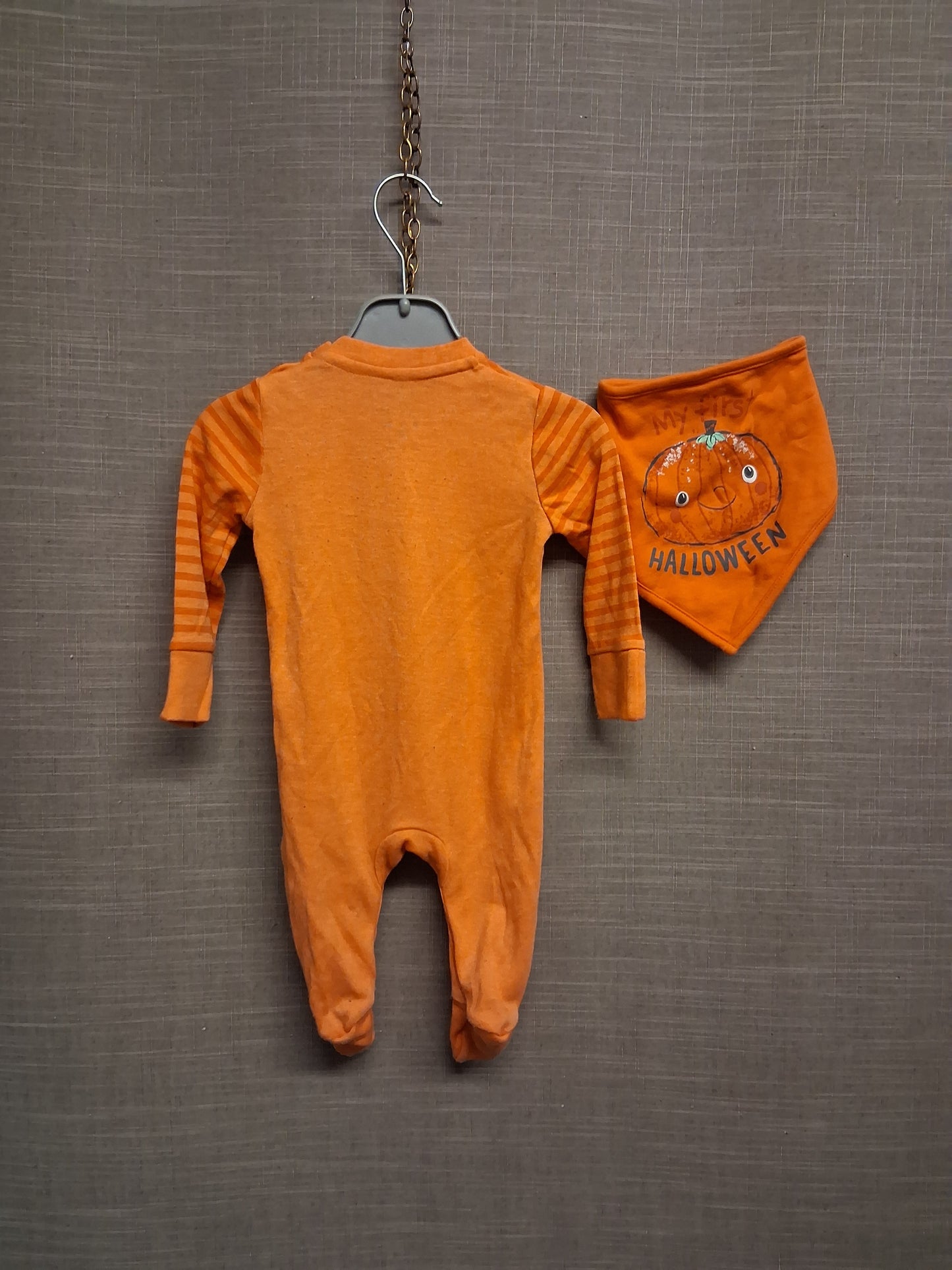 F&F Halloween Orange Pumpkin Sleepsuit Romper with Bib Age 0-3 Months