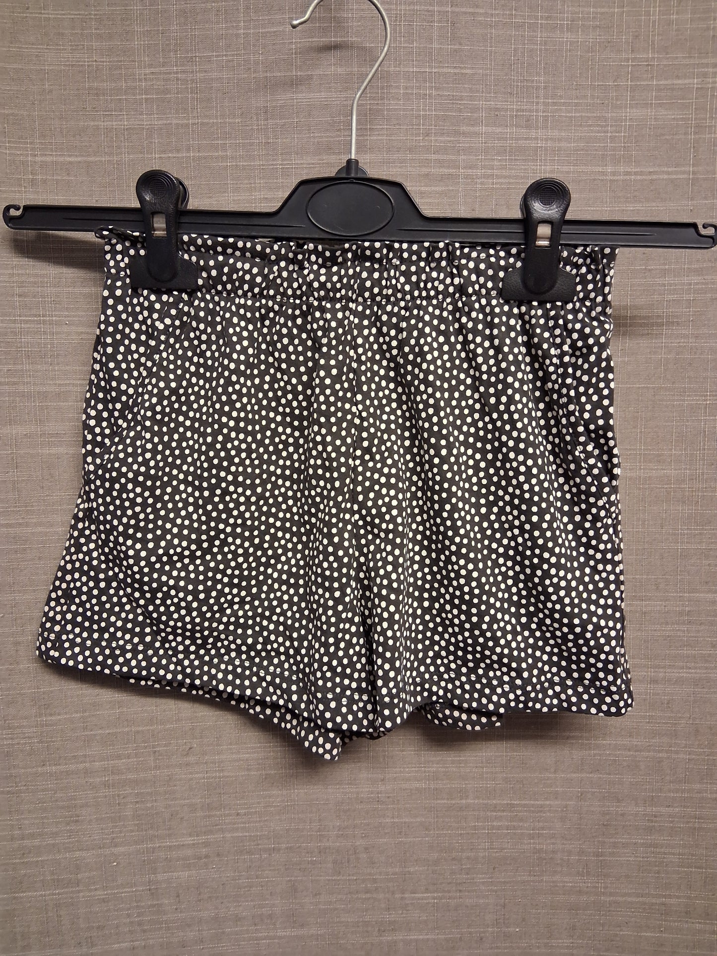 H&M Girls Dark Grey White Spotty Jersey Shorts Elastic Waist Age 6-7 Years