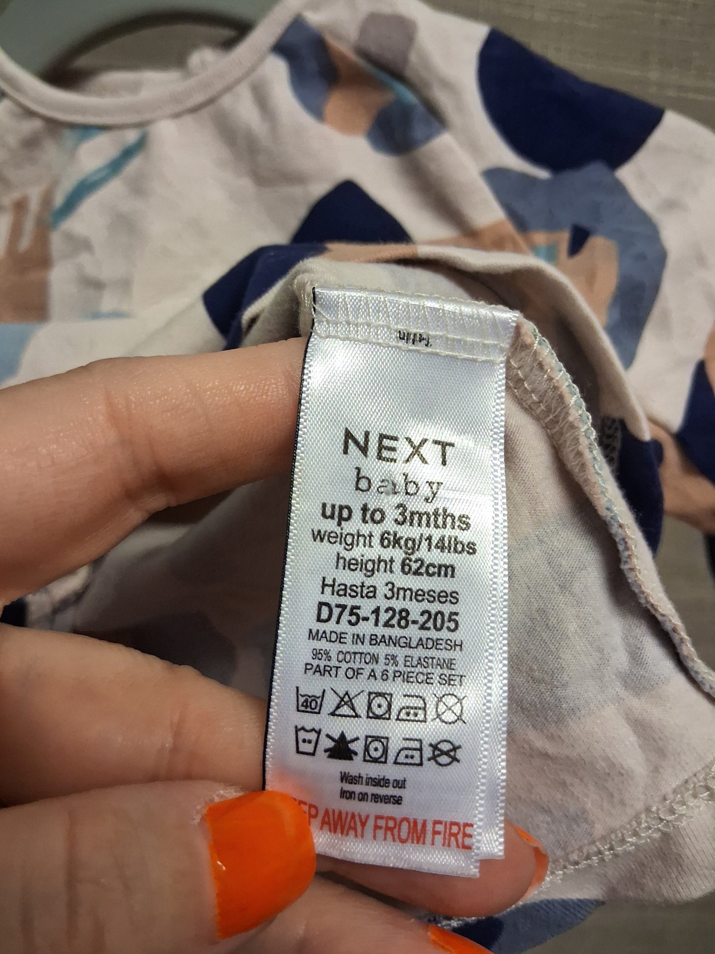 Next Boys Beige Multicolours Long Sleeve T-Shirt Age 0-3 Months