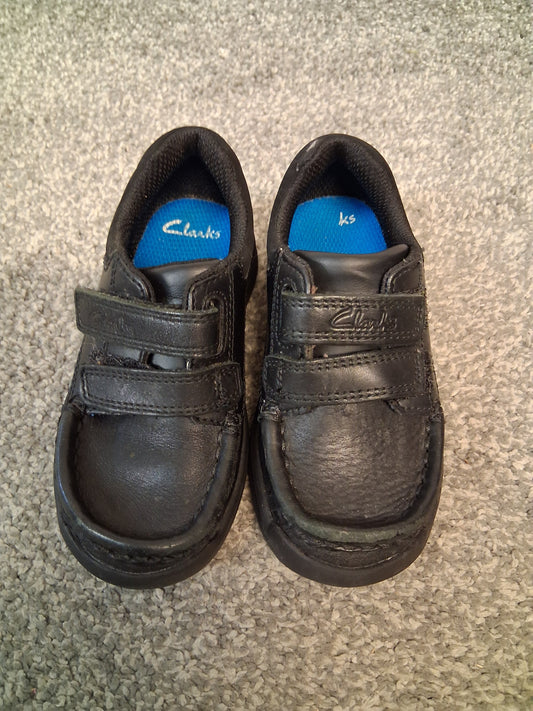 Clarks Black Leather Double Strap School Shoes Size 7F