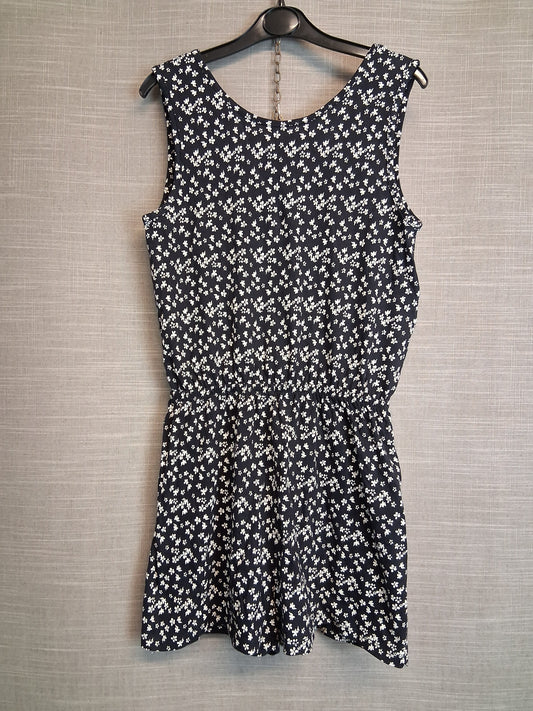 F&F Girls Black White Floral Playsuit Cut Out Back Age 12-13 Years