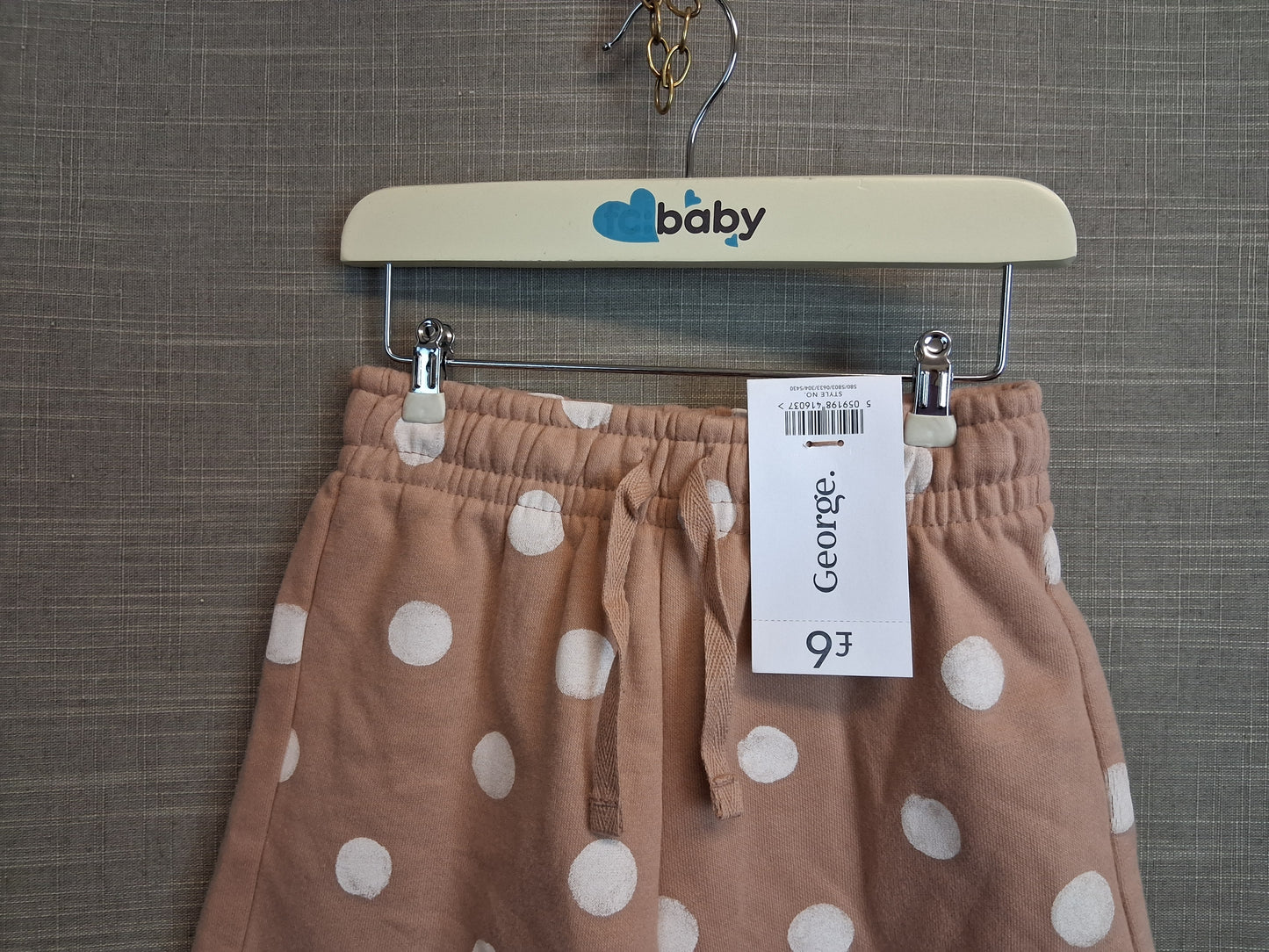 George Girls Beige Spotty  Jersey Shorts Age 6-7 Years New