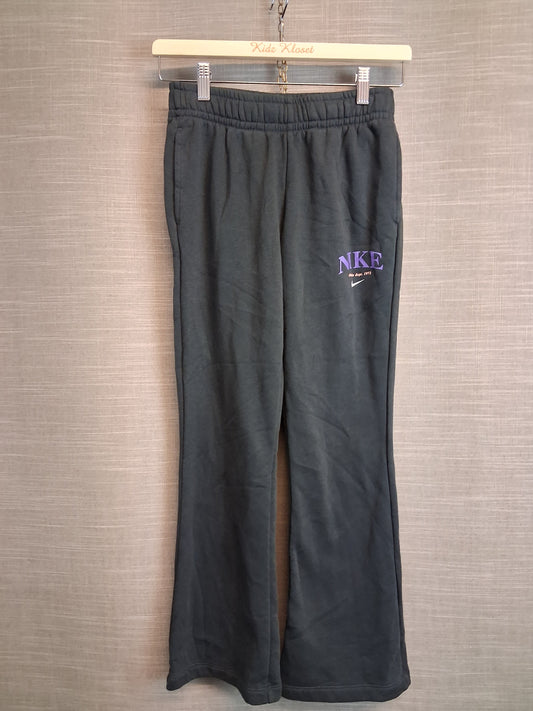Nike Girls Joggers Black Slight Flare Leg Age 11-12 Years