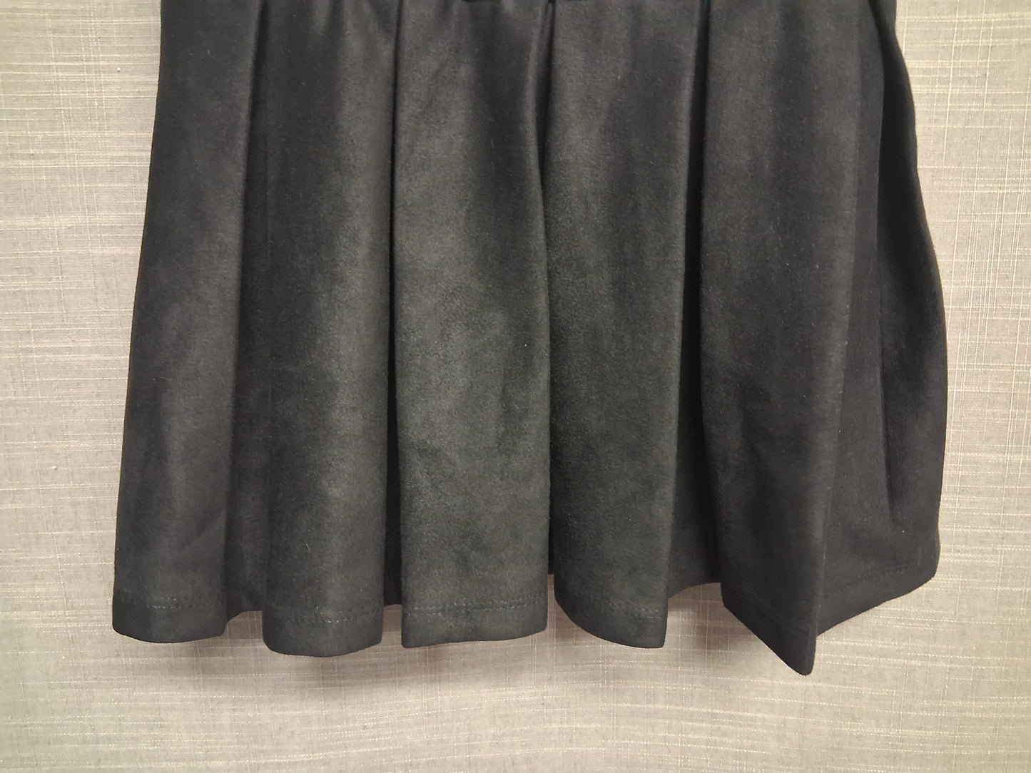 Zara Boys Black Pleated Black Skirt Soft Touch Age 6-7 Years