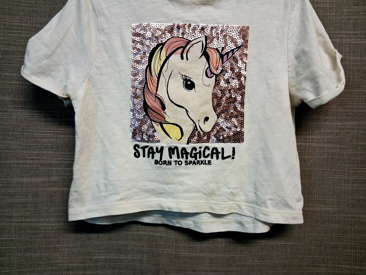 F&F Girls Unicorn Sequin T-Shirt Age 4-5 Years