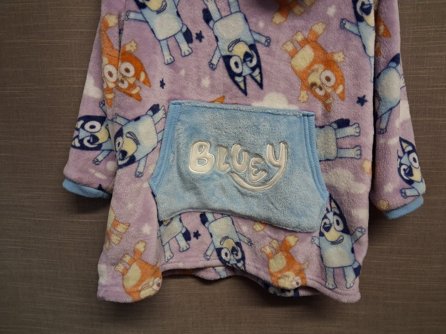 Matalan Bluey Oodie Unisex Lilac Soft Plush Age 4-6 Years