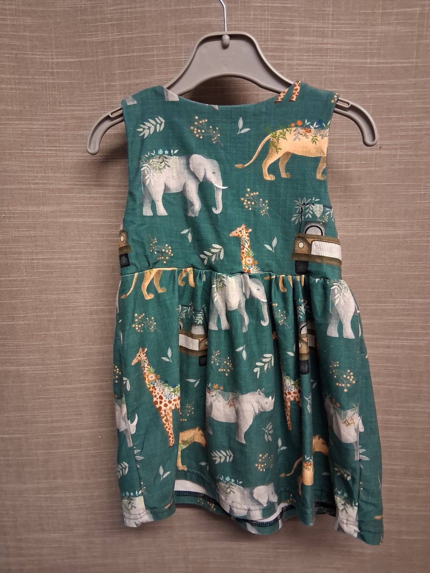 That's Sew Lola Girls Safari Print Green Sleeveless Jersey Dress Age 18-24 Months
