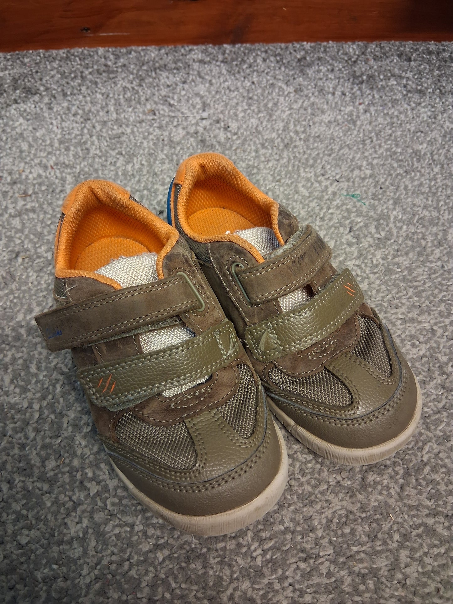 Clarks Stomposaurs Dino Theme Shoes Grey Brown Leather Double Strap Size 9F