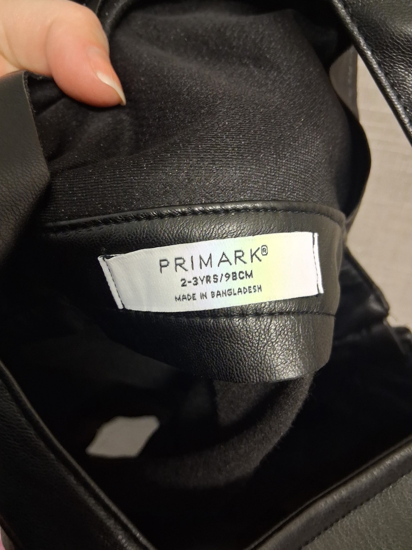 Primark Girls Black Pleather Faux Leather Pinafore Dress Age 2-3 Years