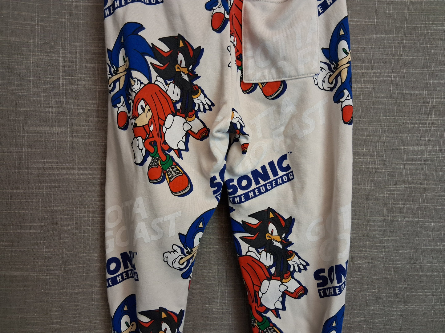 H&M Boys Sonic the Hedgehog Joggers Cream Age 4-5 Years