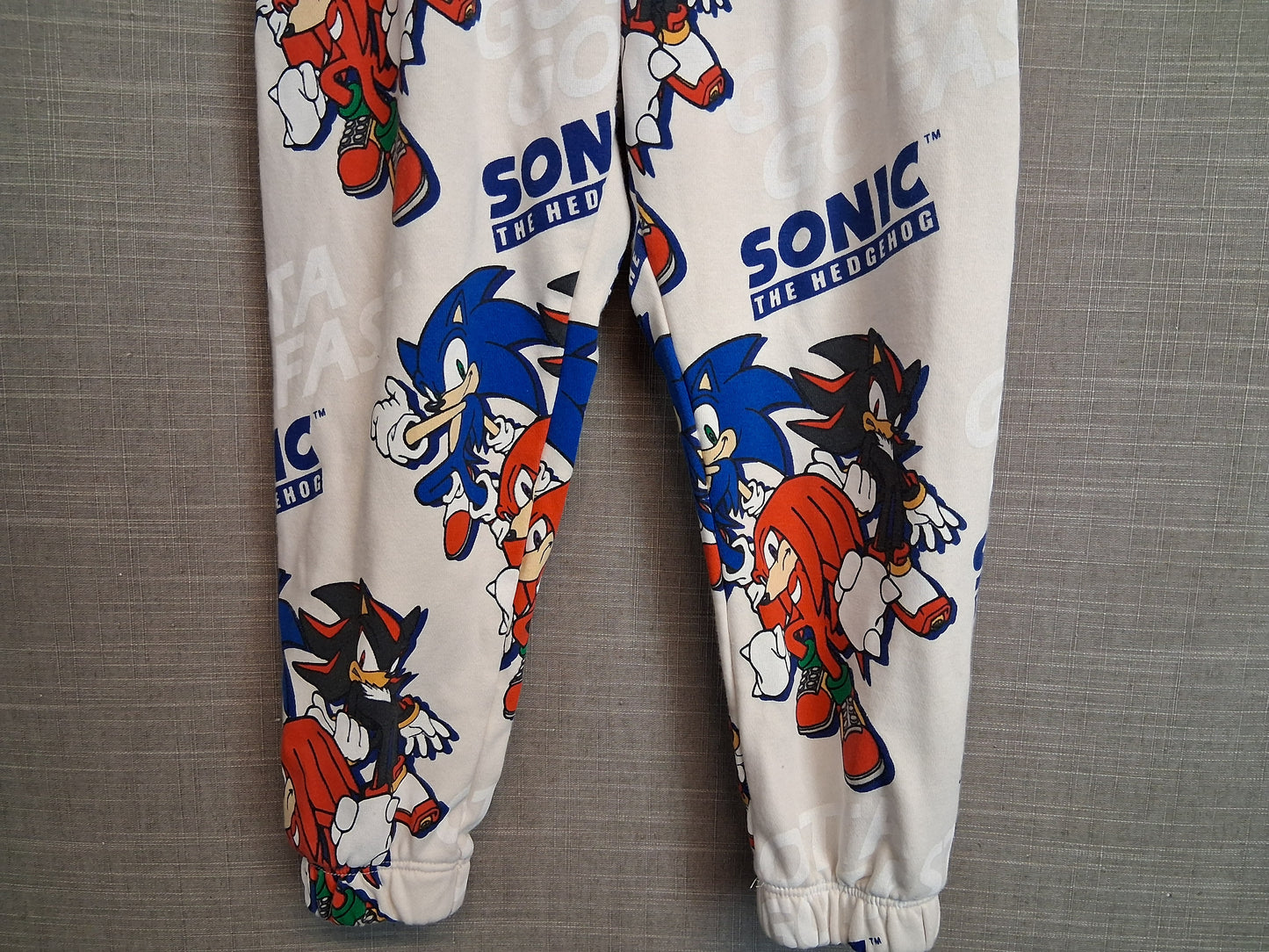 H&M Boys Sonic the Hedgehog Joggers Cream Age 4-5 Years
