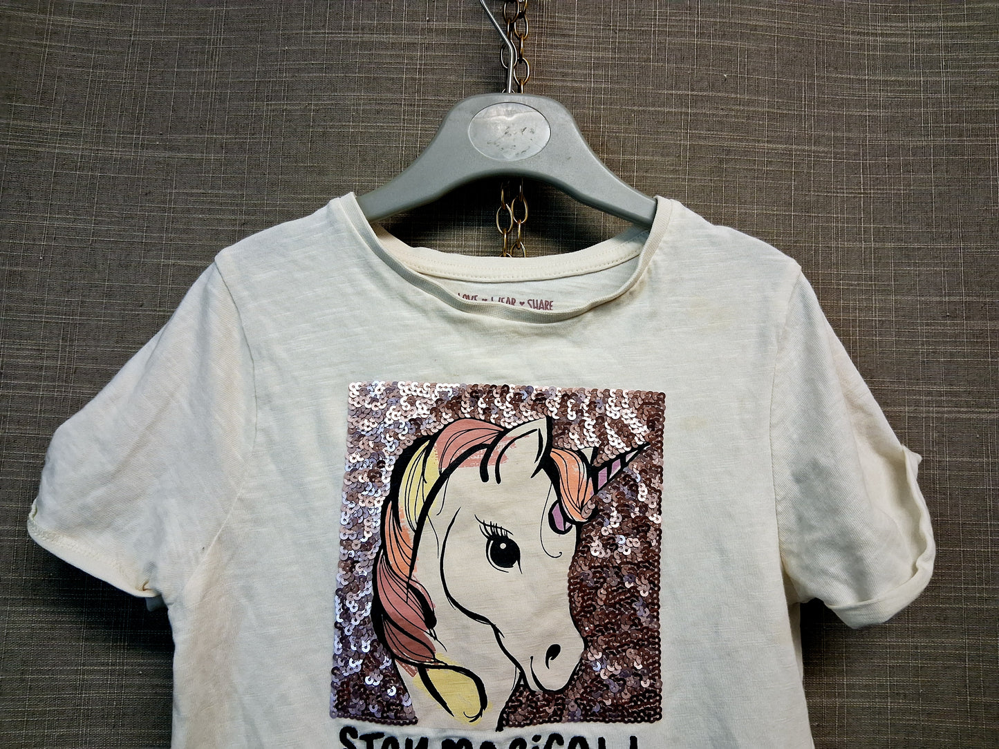 F&F Girls Unicorn Sequin T-Shirt Age 4-5 Years