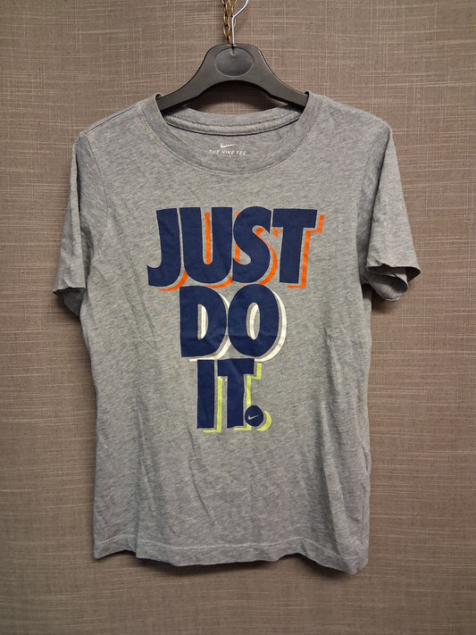 Nike Grey Short Sleeve T-Shirt Crew Neck Age 7-8 Years