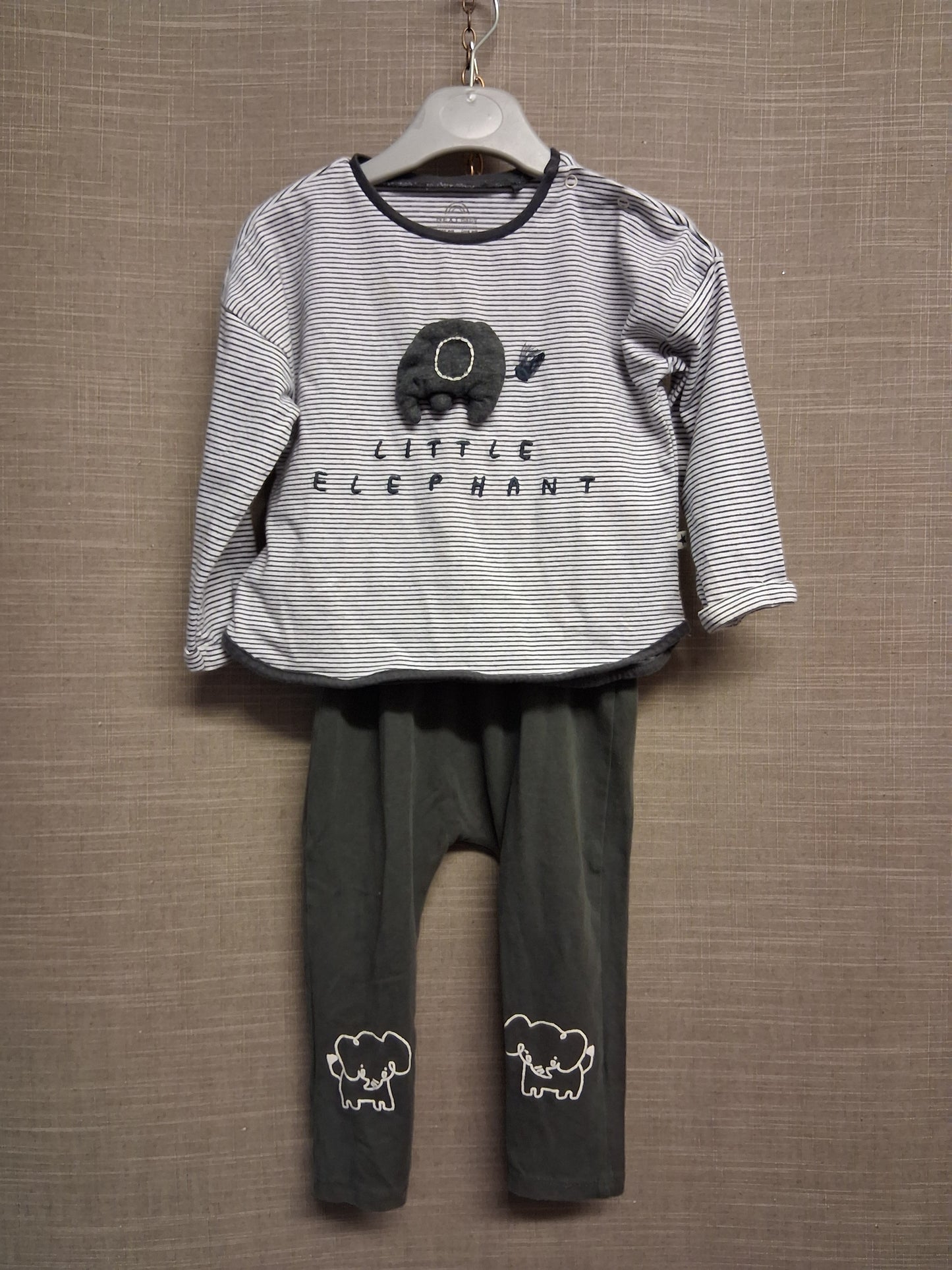 Next Baby Grey Elephant Theme Jersey Outfit Age 12-18 Months 100% Cotton