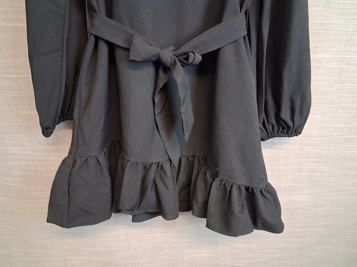 Shein Girls Black Dress Long Sleeve with Belt Age 10 years