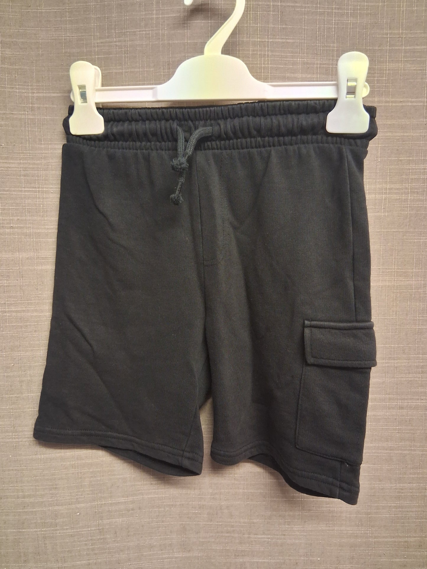F&F Boys Black Jersey Jogger Shorts Age 6-7 Years