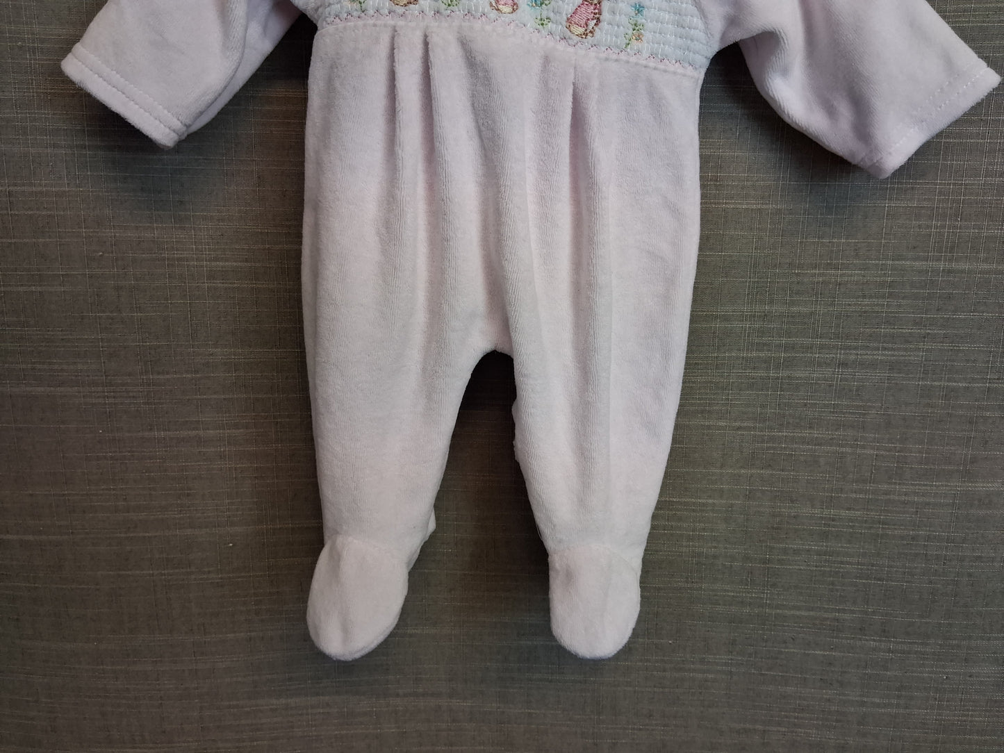 Just to Cute Girls Sleepsuit Romper Embroidered Bunnies Pale Pink Velour Age Newborn