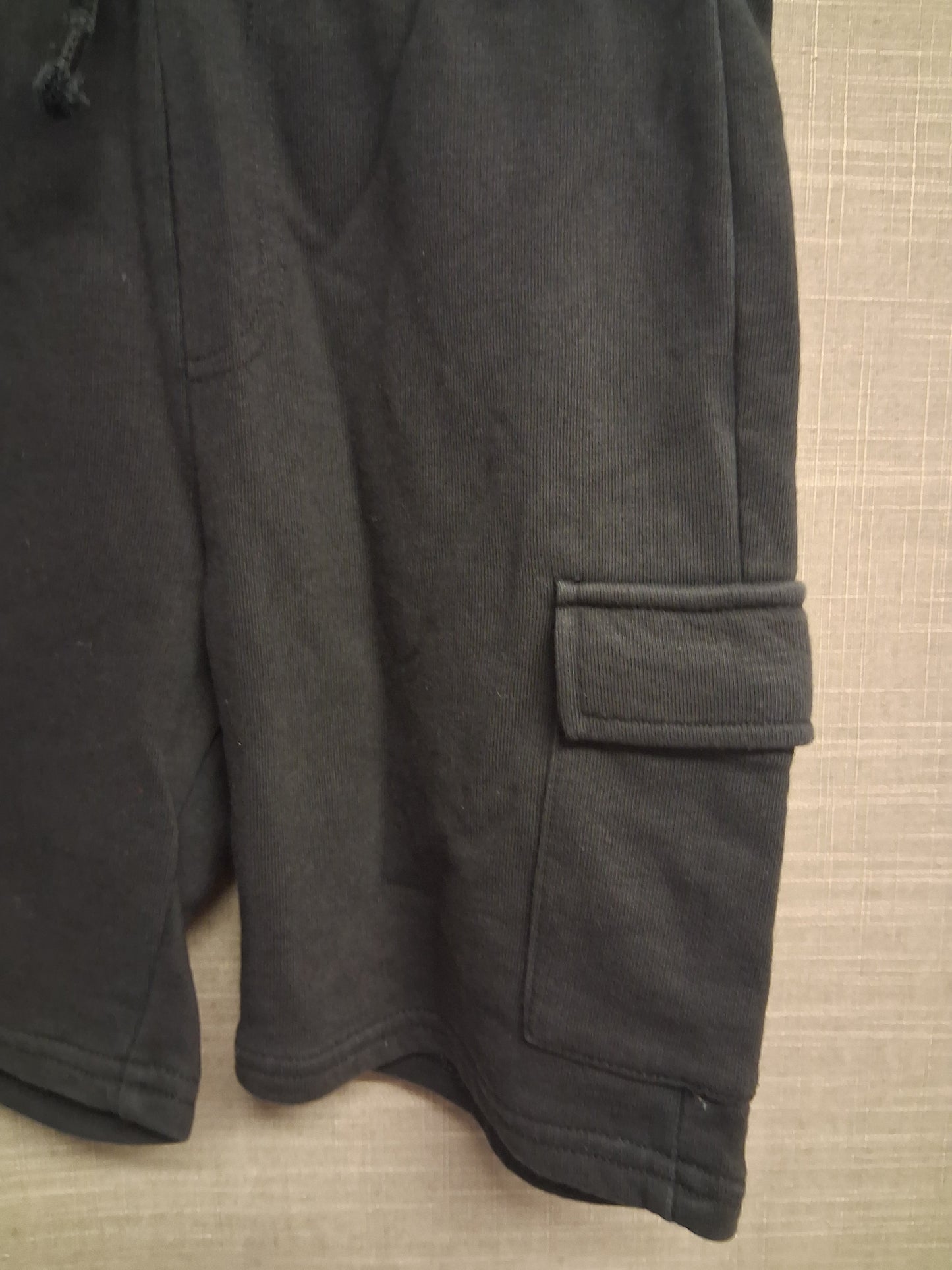F&F Boys Black Jersey Jogger Shorts Age 6-7 Years