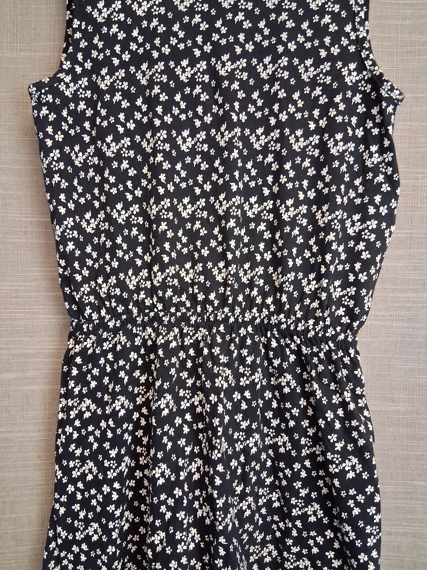 F&F Girls Black White Floral Playsuit Cut Out Back Age 12-13 Years