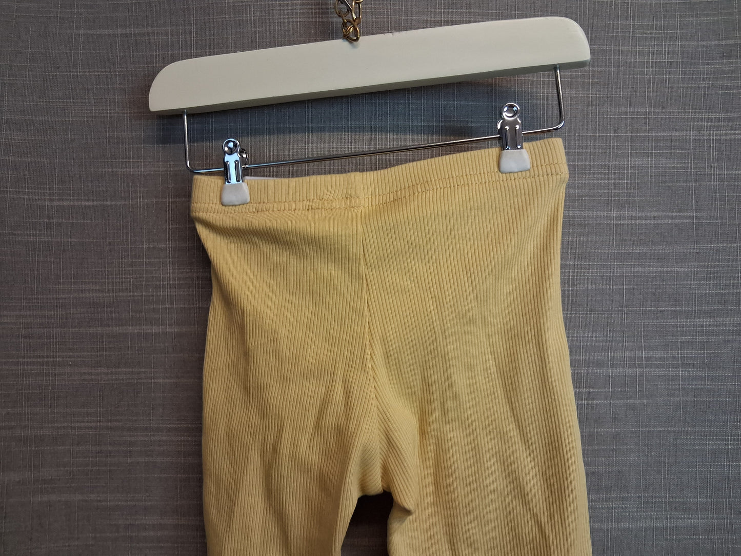 Primark Girls Yellow Ribbed Leggings Age 12-18 Months New