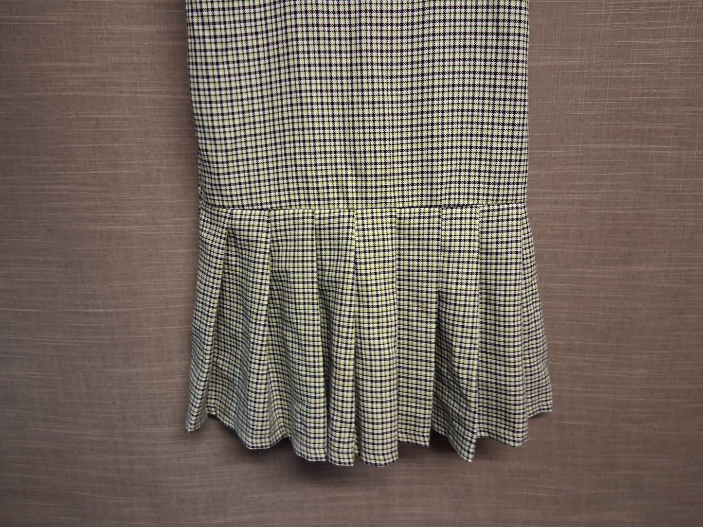 Primark Girls Green Check Pinafore Dress Age 9-10 Years