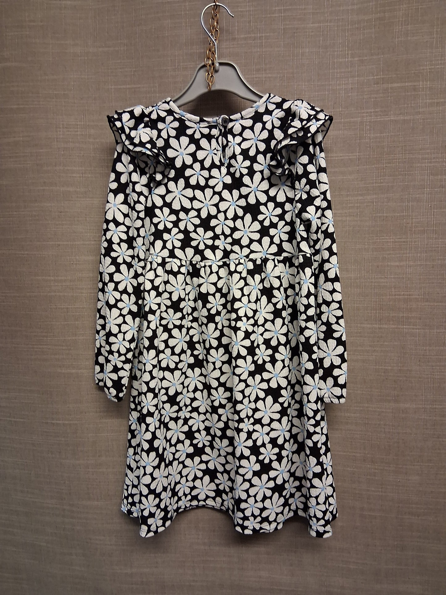 Primark Girls Black White Foral Long Sleeve A Line Dress Age 6-7 Years
