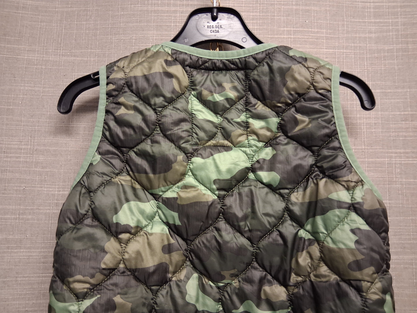 Marks & Spencer Boys Green Camouflage Lightly Padded Bodywarmer Gilet Age 3-4 Years