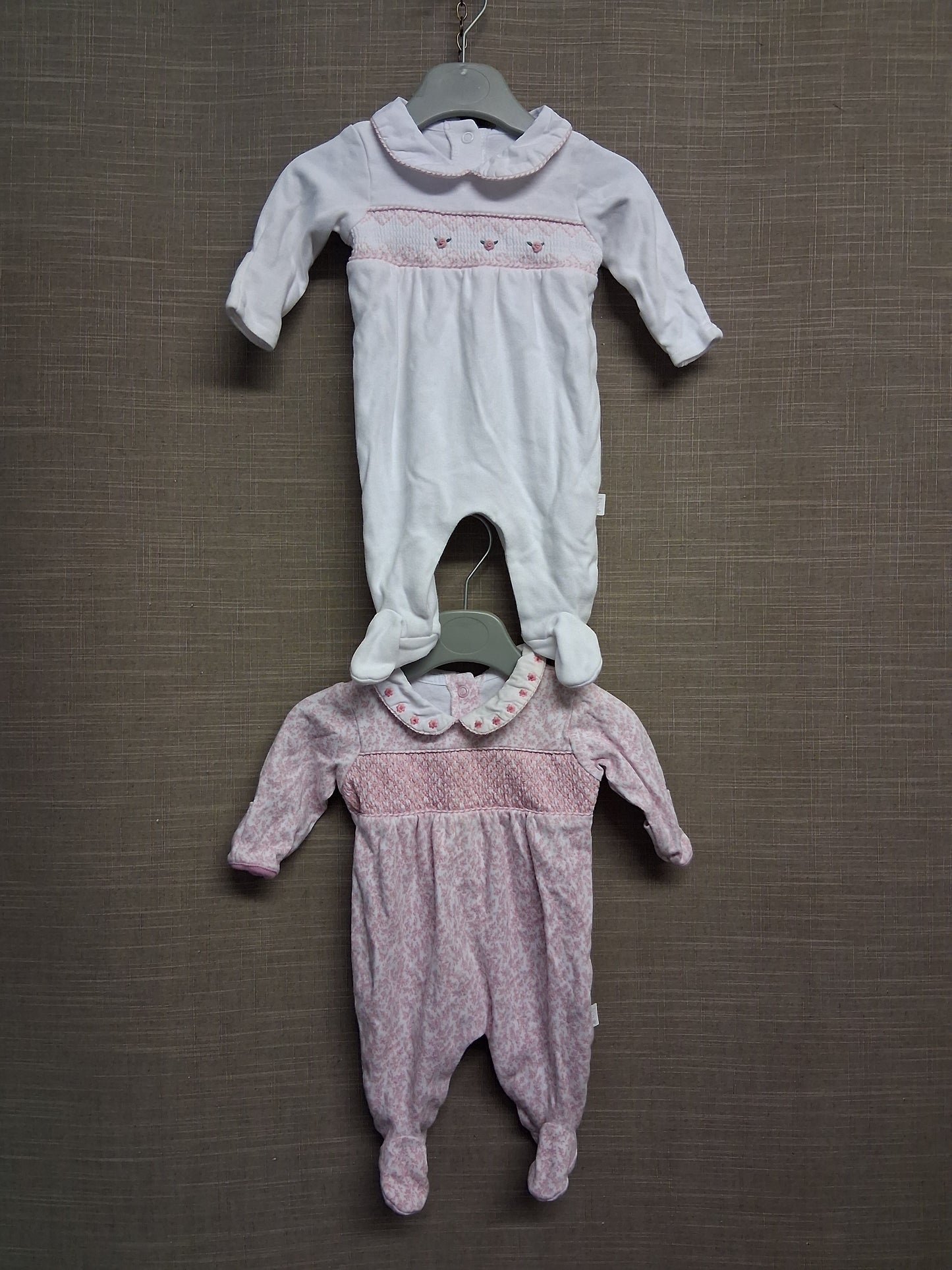 Jojo Maman Bebe Girls 2 Traditional Sleepsuit Smocked Pink White Floral Age Newborn
