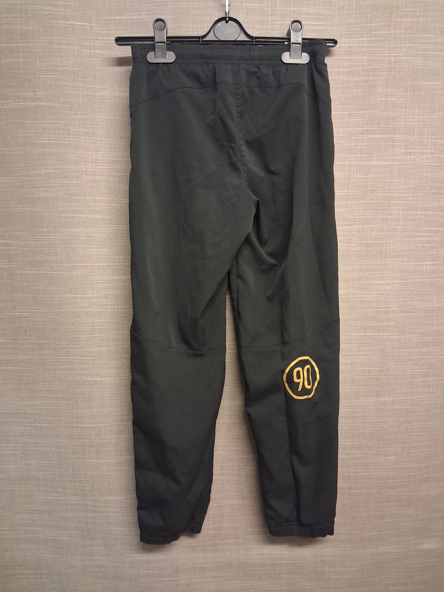 Nike 90s Boys Black Joggers Gold Tick Age 10-12 Years