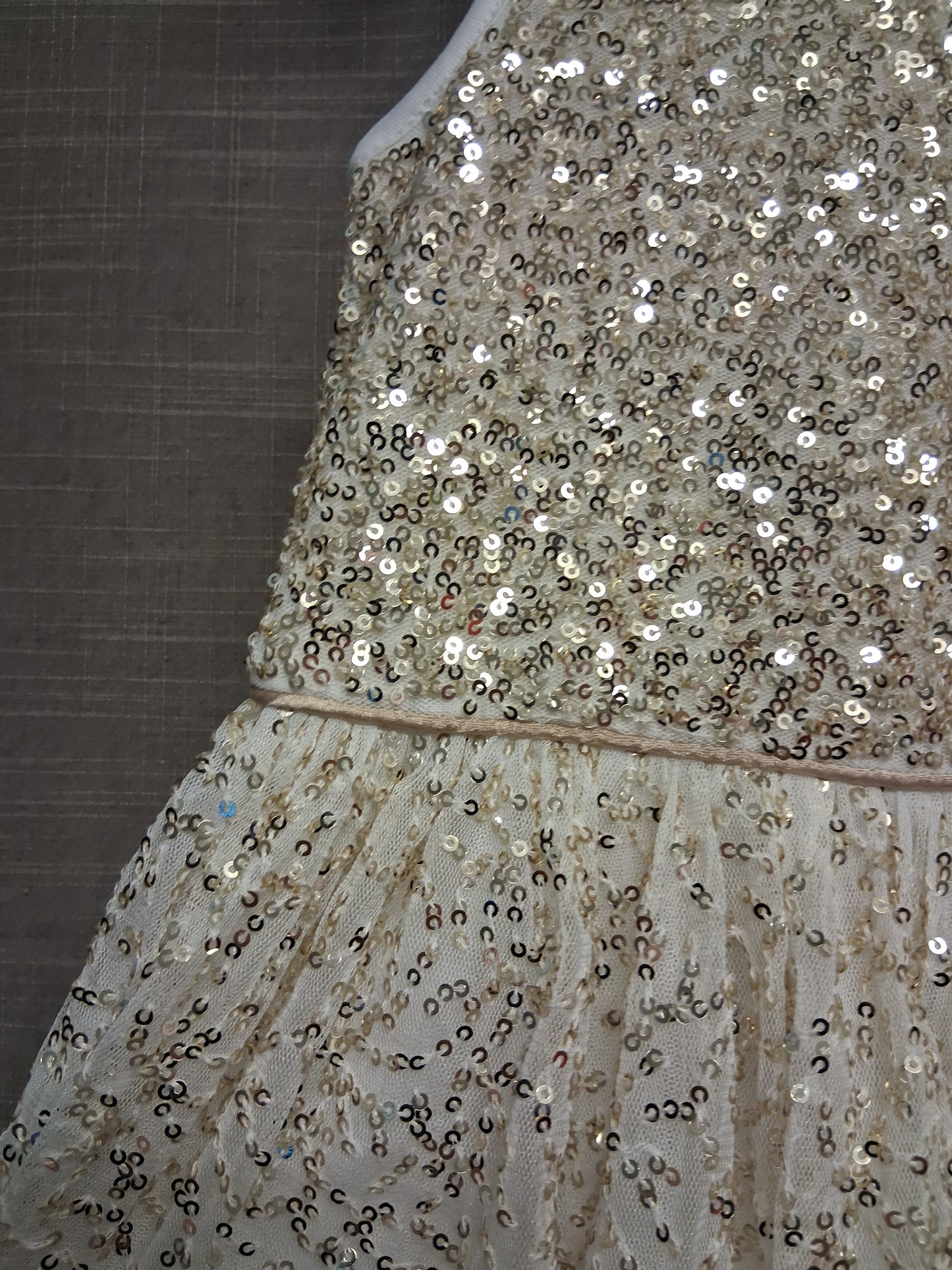 Primark Girls Cream Gold Sparkly Sequin Sleeveless Party Dress Age 7-8 Years