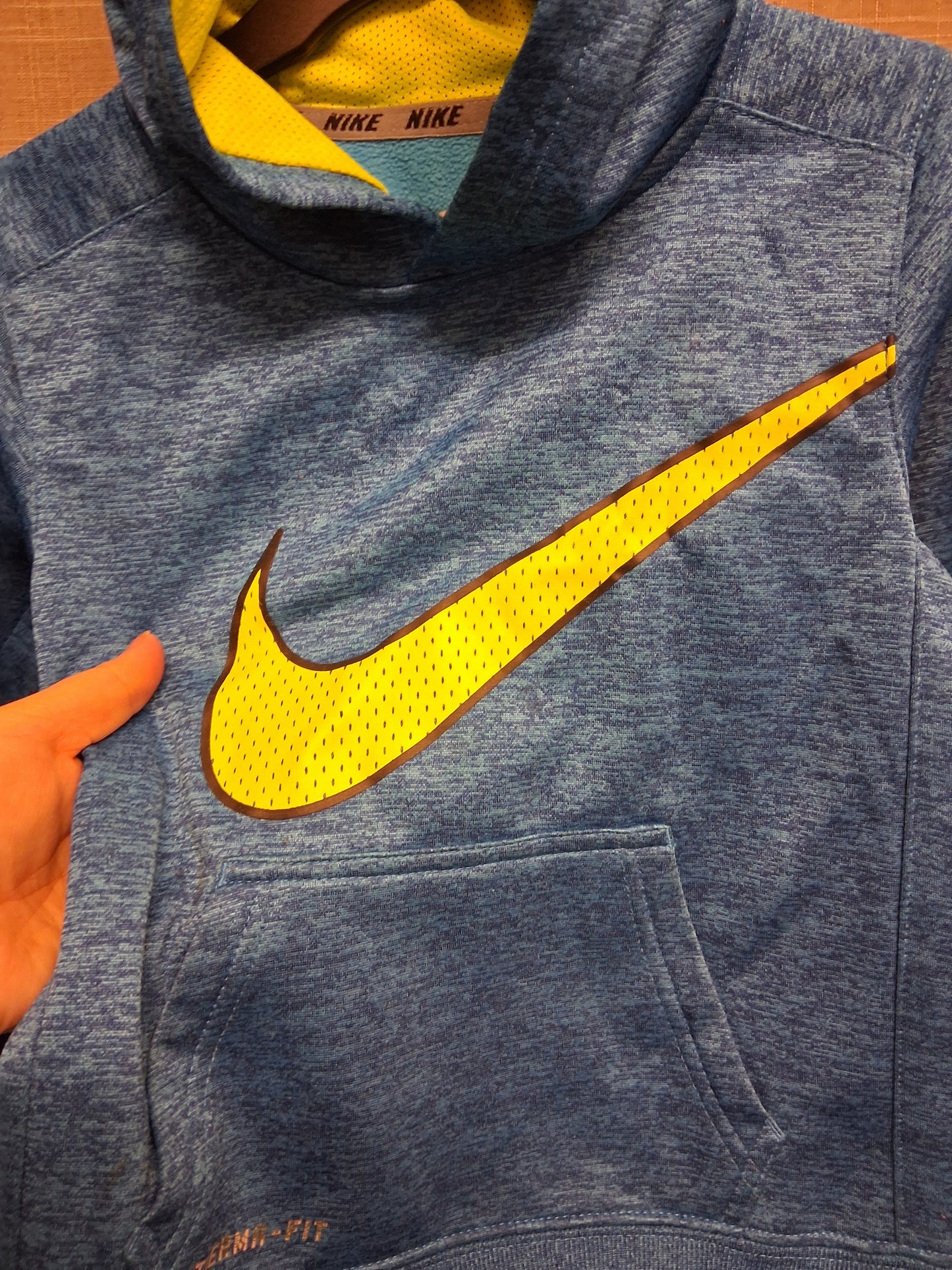 Nike Boys Therma Fit Blue Hoodie Sweater Age 4 Years