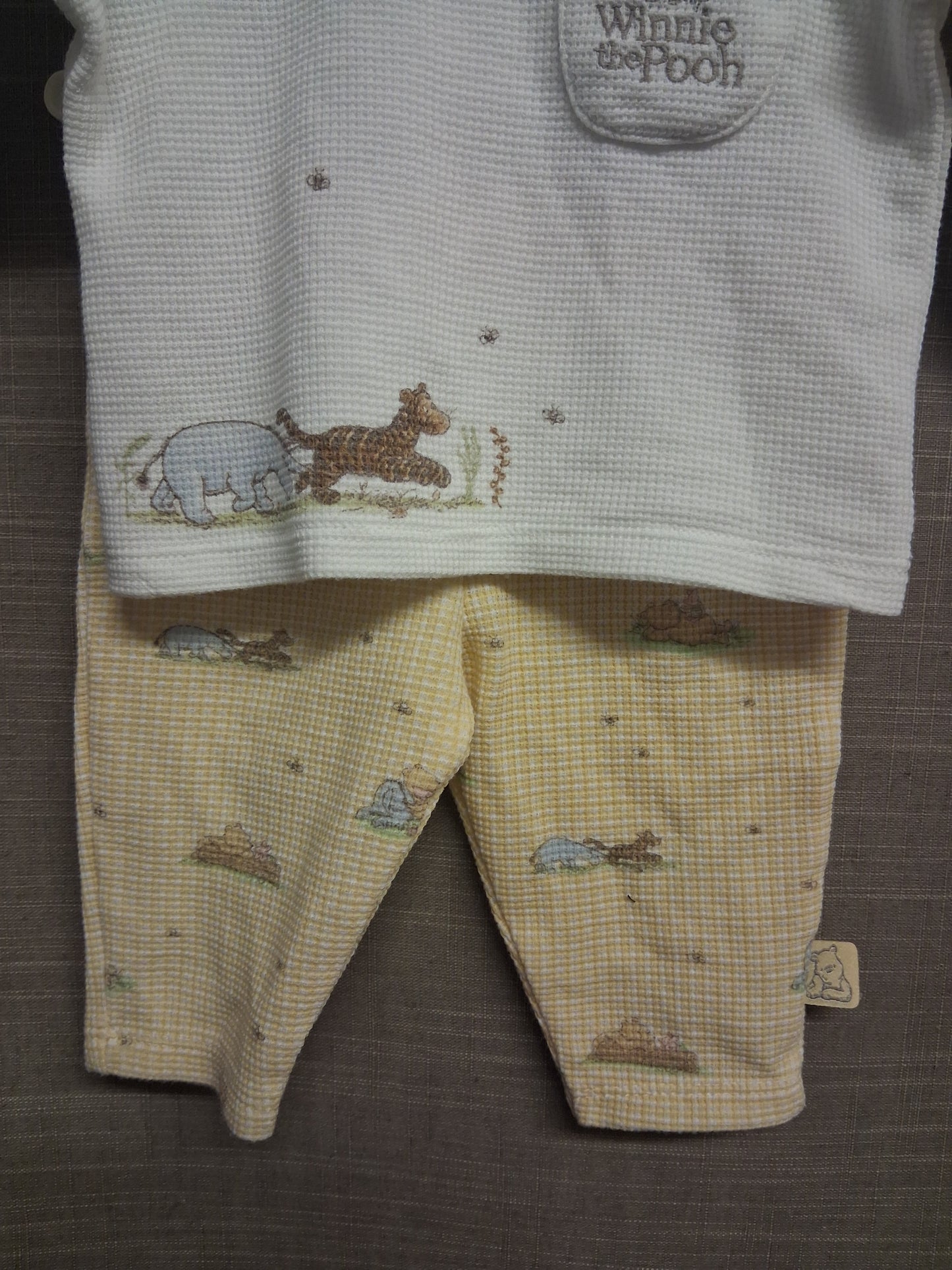 TU Winnie the Pooh Unisex 2 Piece Outfit Long Sleeve T-Shirt & Leggings Age 0-3 Months