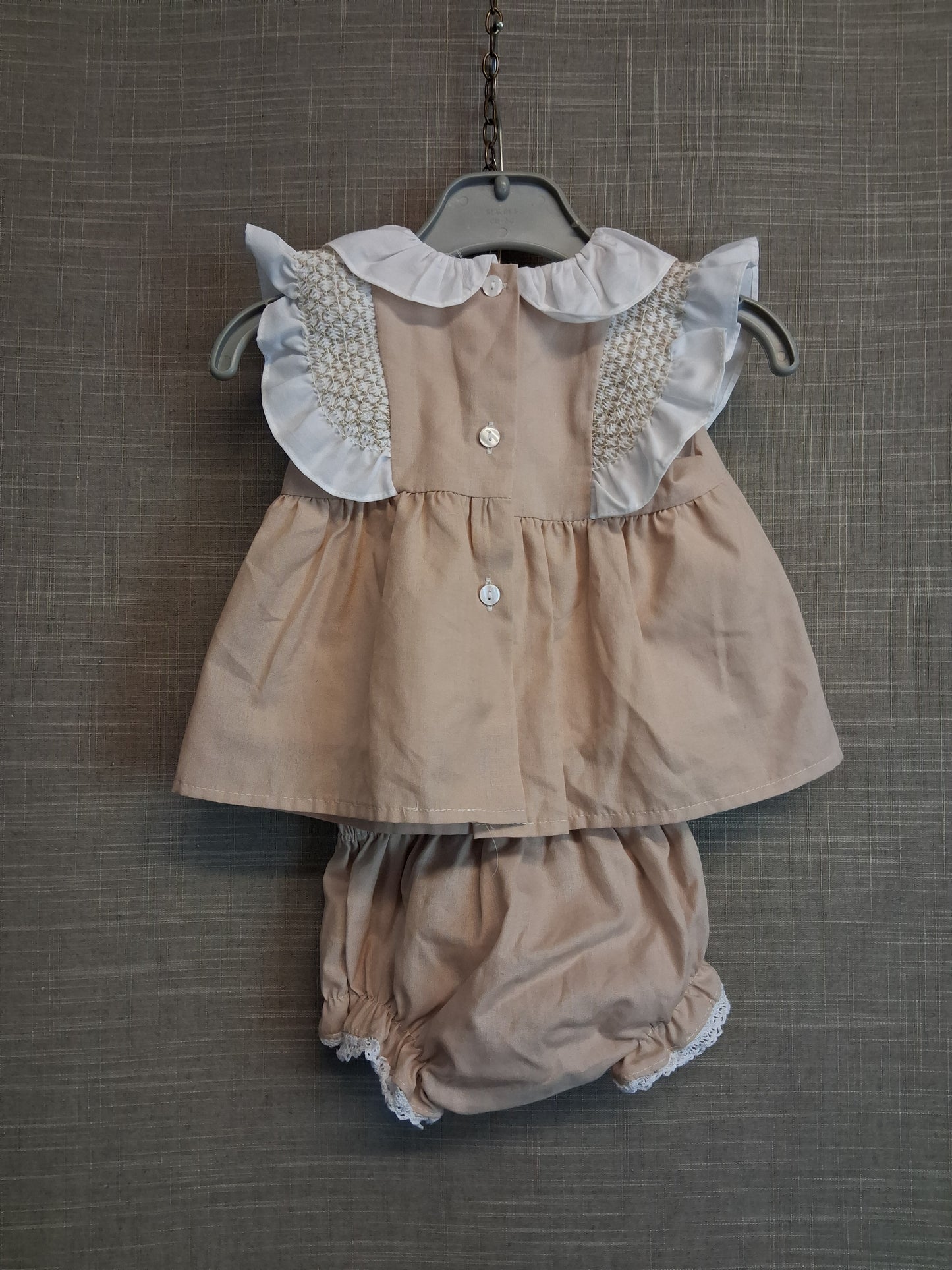 Girls 2 Piece Outfit Dress and matching Pants Age 0-3 Months Beige